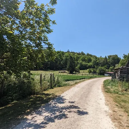 Renove Et Moderne Avec Wi-fi, Calme Et Confort Pres De Ligny-en-barrois Longeaux