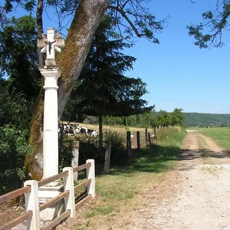 Renove Et Moderne Avec Wi-fi, Calme Et Confort Pres De Ligny-en-barrois Longeaux