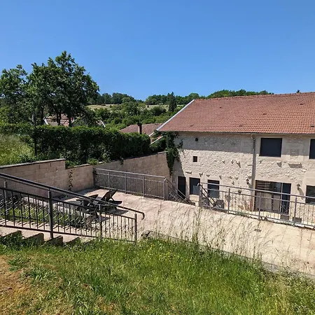 Vakantiehuis Renove Et Moderne Avec Wi-fi, Calme Et Confort Pres De Ligny-en-barrois - Fr-1-585-160