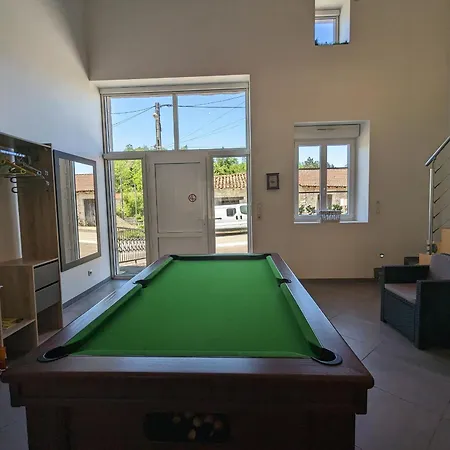 Renove Et Moderne Avec Wi-fi, Calme Et Confort Pres De Ligny-en-barrois - Fr-1-585-160 * Longeaux