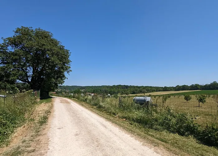 Renove Et Moderne Avec Wi-fi, Calme Et Confort Pres De Ligny-en-barrois - Fr-1-585-160 Longeaux