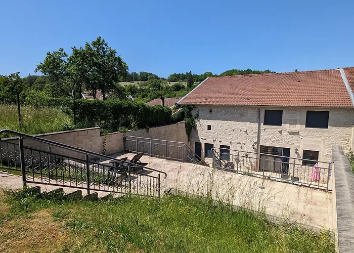 펜션 Renove Et Moderne Avec Wi-fi, Calme Et Confort Pres De Ligny-en-barrois - Fr-1-585-160