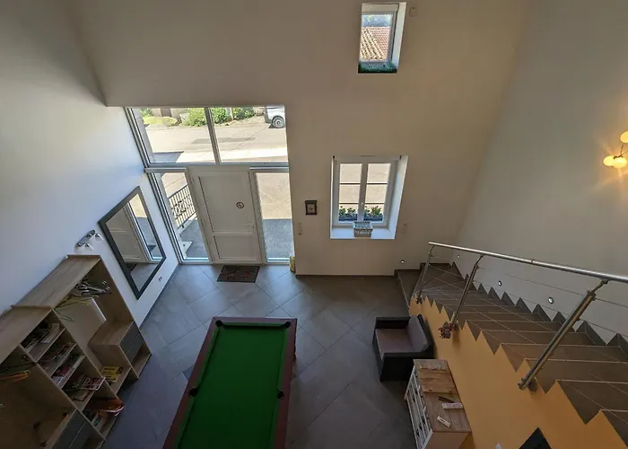 Renove Et Moderne Avec Wi-fi, Calme Et Confort Pres De Ligny-en-barrois - Fr-1-585-160 펜션 *