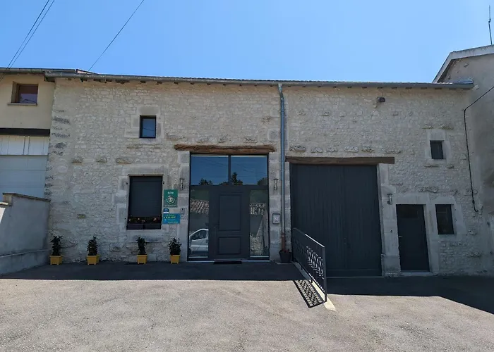 펜션 Renove Et Moderne Avec Wi-fi, Calme Et Confort Pres De Ligny-en-barrois - Fr-1-585-160