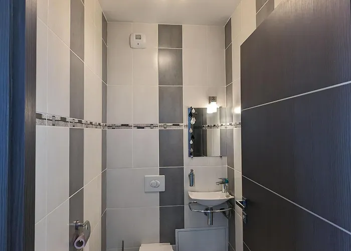 Renove Et Moderne Avec Wi-fi, Calme Et Confort Pres De Ligny-en-barrois - Fr-1-585-160 *